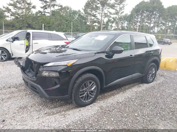 5N1BT3ABXRC687710 2024 NISSAN ROGUE - Image 2
