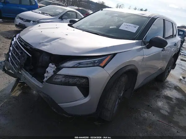 5N1BT3ABXRC690283 2024 NISSAN ROGUE - Image 2