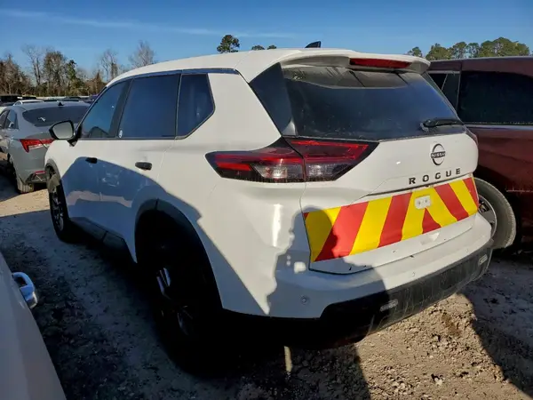 5N1BT3ABXRC693622 2024 NISSAN ROGUE - Image 2