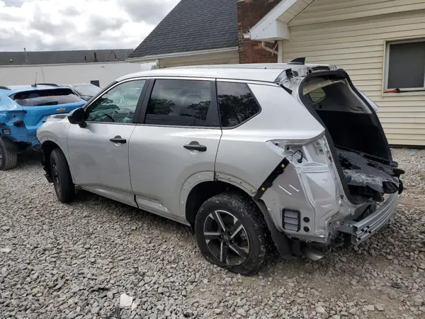 5N1BT3ABXRC707986 2024 NISSAN ROGUE - Image 2
