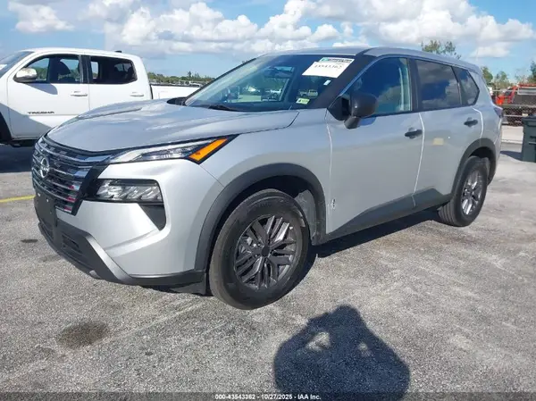 5N1BT3ABXRC722570 2024 NISSAN ROGUE - Image 2