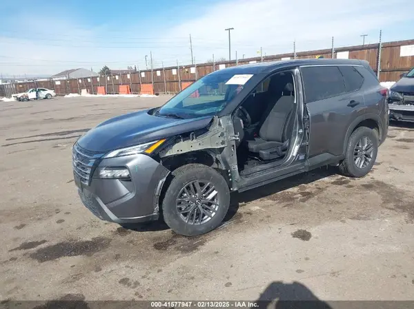 5N1BT3ABXRC758792 2024 NISSAN ROGUE - Image 2