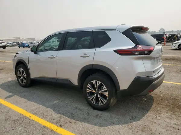 5N1BT3BA0NC702070 2022 NISSAN ROGUE - Image 2