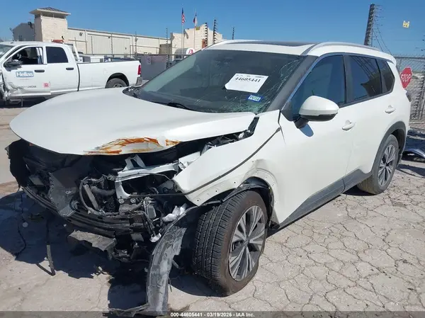 5N1BT3BA0PC684477 2023 NISSAN ROGUE - Image 2