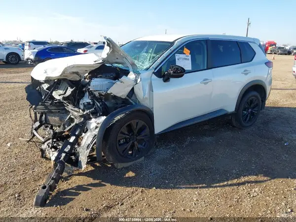 5N1BT3BA0PC757220 2023 NISSAN ROGUE - Image 2
