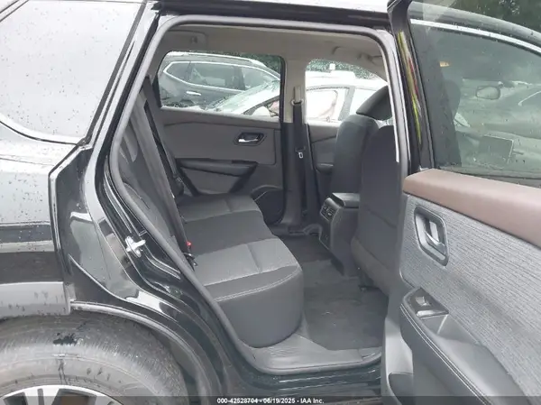 5N1BT3BA0PC902403 2023 NISSAN ROGUE - Image 8