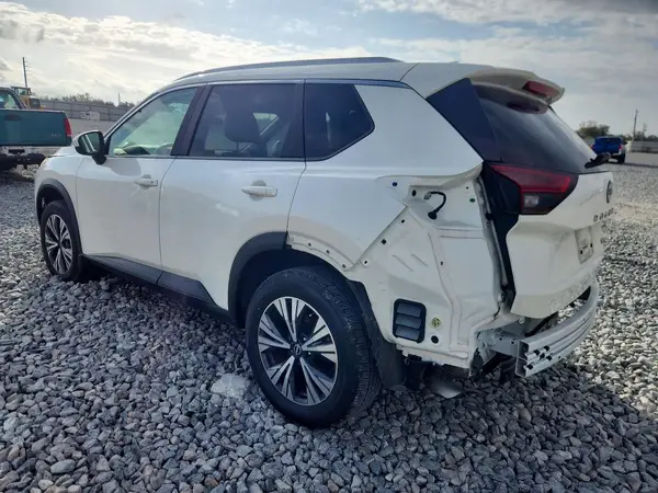 5N1BT3BA0PC946076 2023 NISSAN ROGUE - Image 2