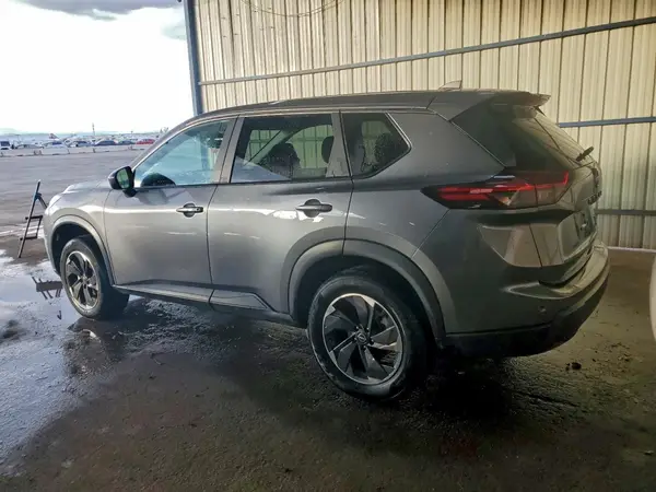 5N1BT3BA0RC702446 2024 NISSAN ROGUE - Image 2