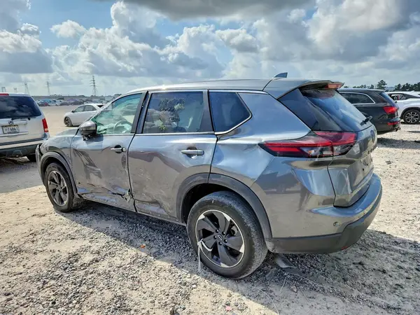 5N1BT3BA0RC702611 2024 NISSAN ROGUE - Image 2