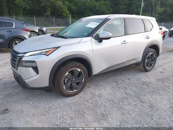 5N1BT3BA0RC726150 2024 NISSAN ROGUE - Image 2