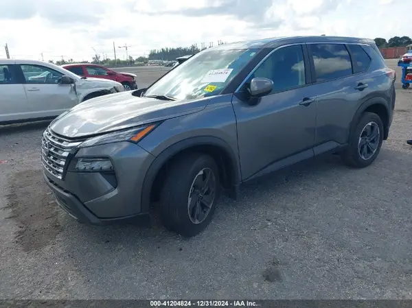 5N1BT3BA0RC742610 2024 NISSAN ROGUE - Image 2