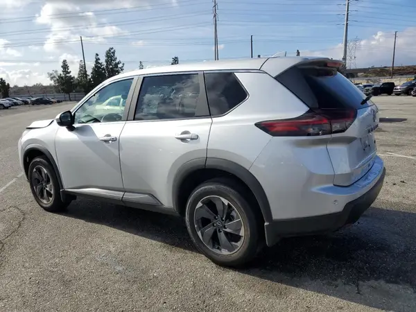 5N1BT3BA0RC745071 2024 NISSAN ROGUE - Image 2