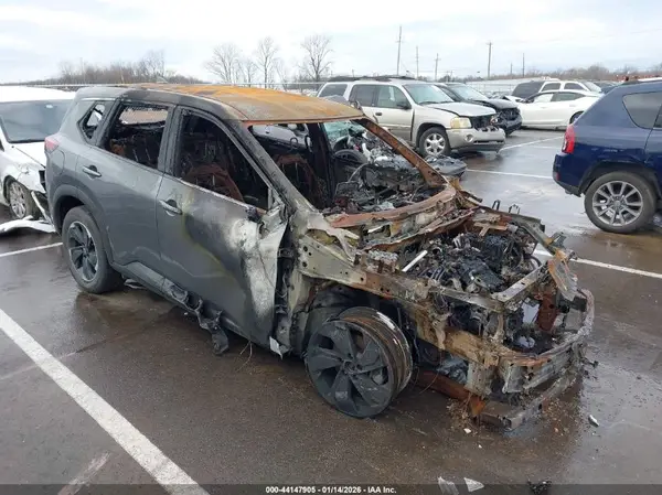 5N1BT3BA0SC797998 2025 NISSAN ROGUE - Image 1