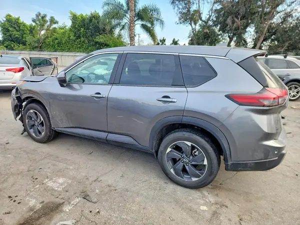 5N1BT3BA0SC828036 2025 NISSAN ROGUE - Image 2