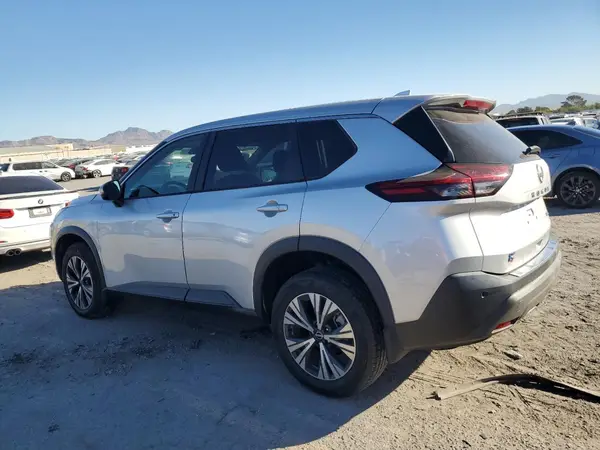 5N1BT3BA1NC673498 2022 NISSAN ROGUE - Image 2