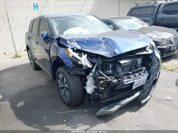 5N1BT3BA1NC706452 2022 NISSAN ROGUE - Image 1