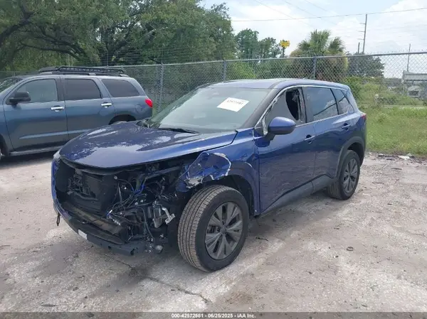 5N1BT3BA1PC897132 2023 NISSAN ROGUE - Image 2
