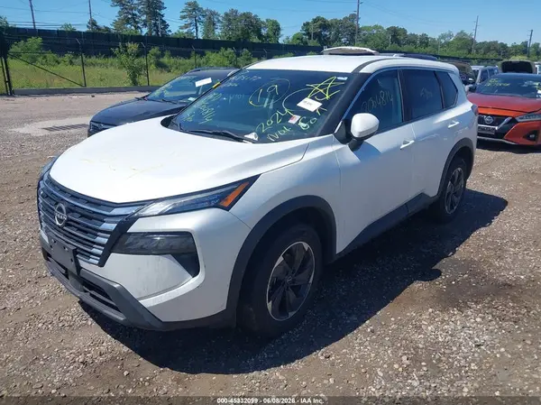 5N1BT3BA1RC671952 2024 NISSAN ROGUE - Image 2