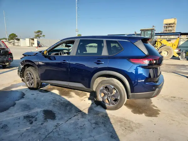 5N1BT3BA1RC682840 2024 NISSAN ROGUE - Image 2