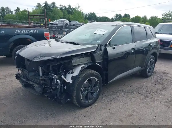 5N1BT3BA1RC705503 2024 NISSAN ROGUE - Image 2