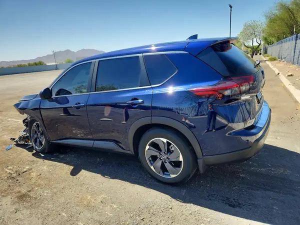 5N1BT3BA1RC758461 2024 NISSAN ROGUE - Image 2