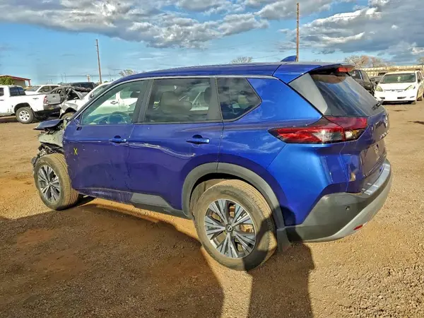 5N1BT3BA2NC711577 2022 NISSAN ROGUE - Image 2