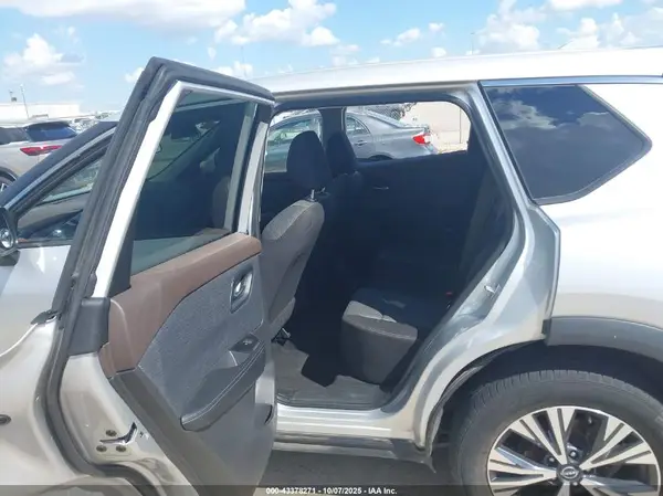 5N1BT3BA2PC779493 2023 NISSAN ROGUE - Image 8