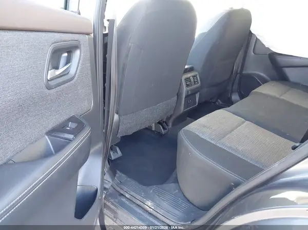5N1BT3BA2PC789375 2023 NISSAN ROGUE - Image 8