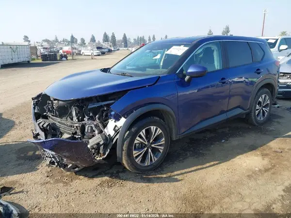5N1BT3BA2PC851552 2023 NISSAN ROGUE - Image 2