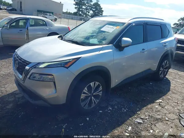 5N1BT3BA2PC852636 2023 NISSAN ROGUE - Image 2