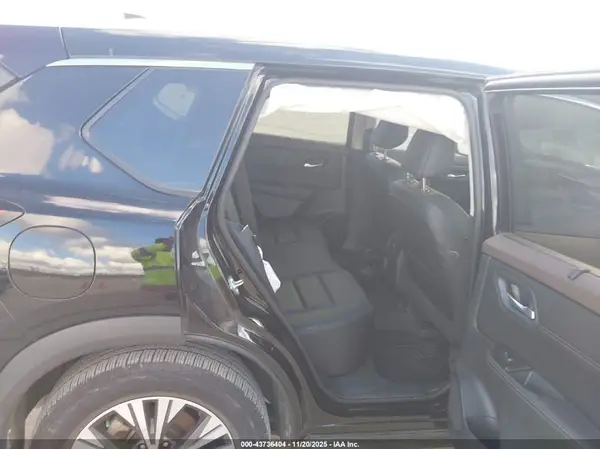 5N1BT3BA2PC891548 2023 NISSAN ROGUE - Image 8