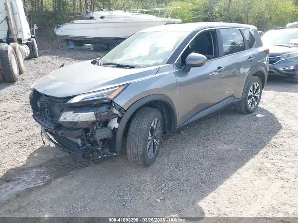 5N1BT3BA2PC929781 2023 NISSAN ROGUE - Image 2