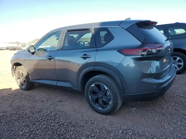 5N1BT3BA2RC674925 2024 NISSAN ROGUE - Image 2
