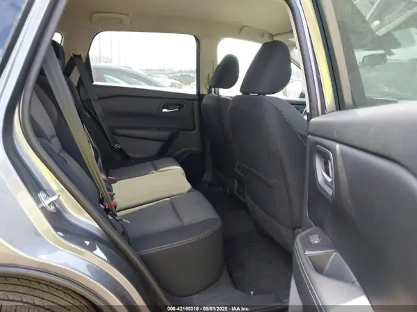 5N1BT3BA2RC684385 2024 NISSAN ROGUE - Image 8
