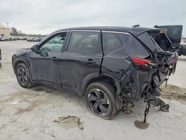 5N1BT3BA2RC688923 2024 NISSAN ROGUE - Image 2