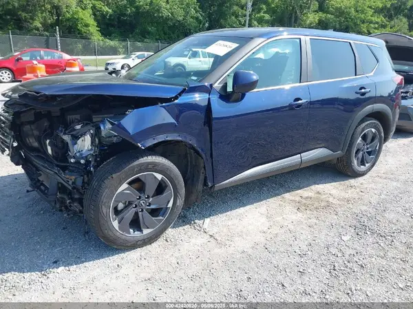 5N1BT3BA2RC706658 2024 NISSAN ROGUE - Image 2