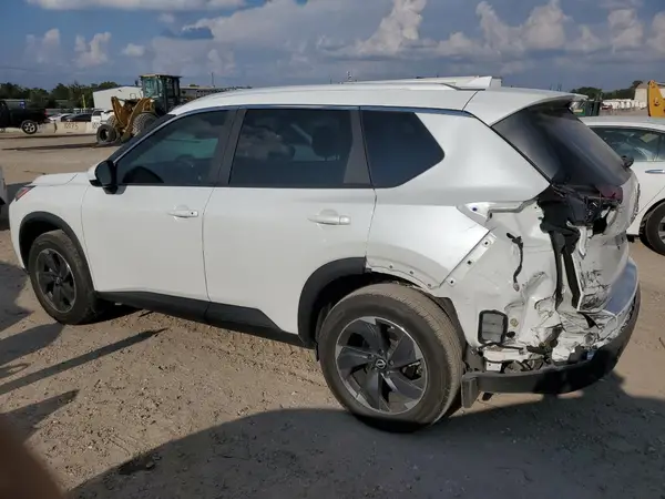 5N1BT3BA2RC735965 2024 NISSAN ROGUE - Image 2