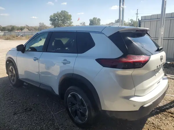 5N1BT3BA2RC750773 2024 NISSAN ROGUE - Image 2