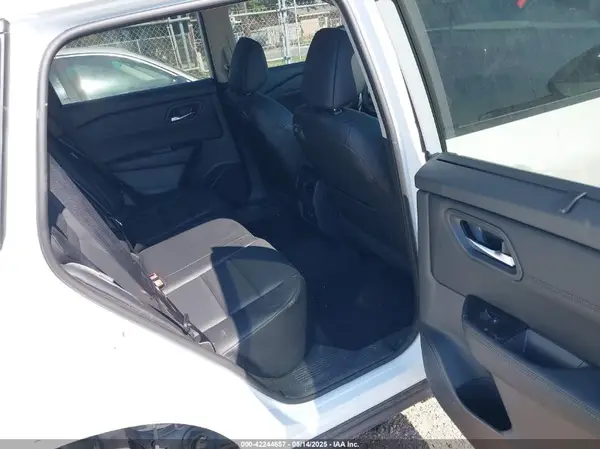 5N1BT3BA2RC754709 2024 NISSAN ROGUE - Image 8