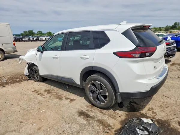5N1BT3BA2SC799543 2025 NISSAN ROGUE - Image 2
