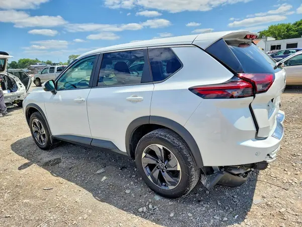 5N1BT3BA2SC853522 2025 NISSAN ROGUE - Image 2