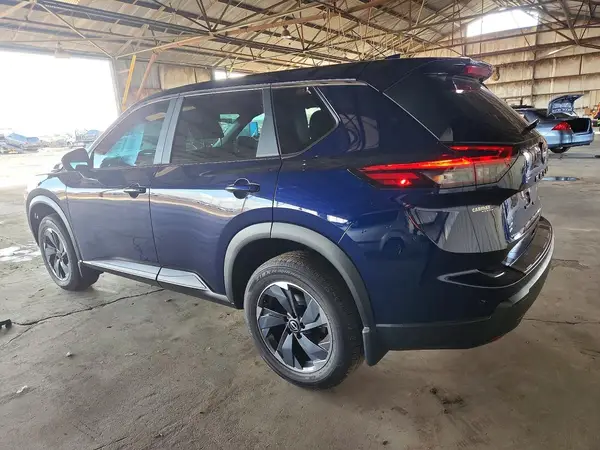 5N1BT3BA2SC867713 2025 NISSAN ROGUE - Image 2