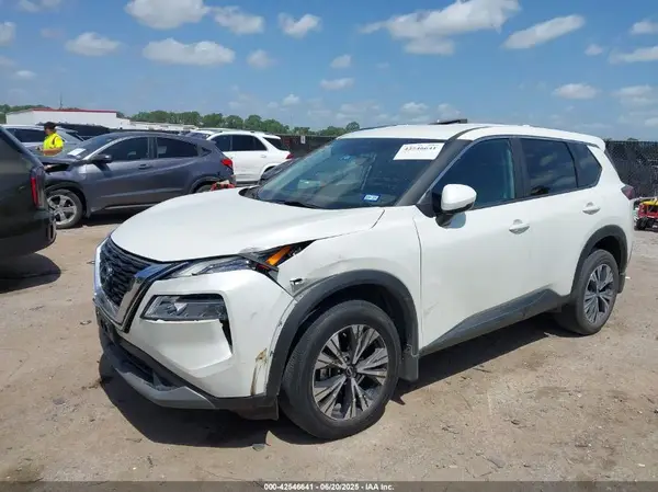 5N1BT3BA3PC683579 2023 NISSAN ROGUE - Image 2