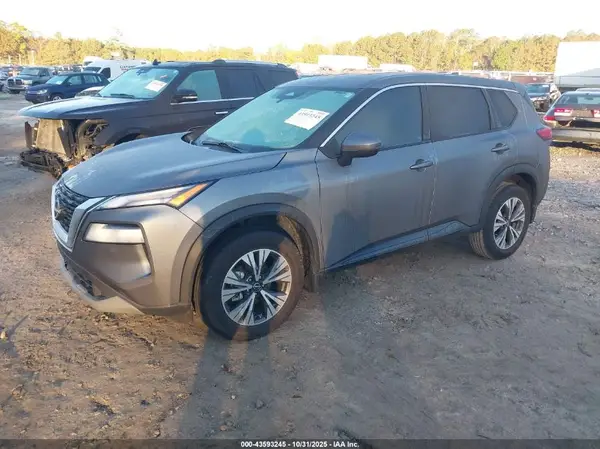 5N1BT3BA3PC689074 2023 NISSAN ROGUE - Image 2