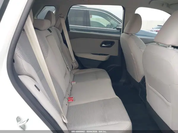 5N1BT3BA3PC758569 2023 NISSAN ROGUE - Image 3