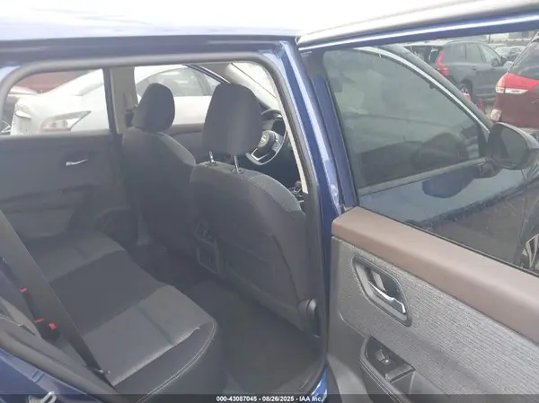 5N1BT3BA3PC764565 2023 NISSAN ROGUE - Image 8