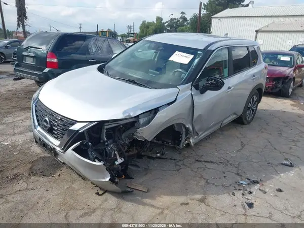 5N1BT3BA3PC798263 2023 NISSAN ROGUE - Image 2