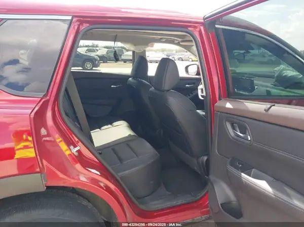 5N1BT3BA3PC807625 2023 NISSAN ROGUE - Image 8