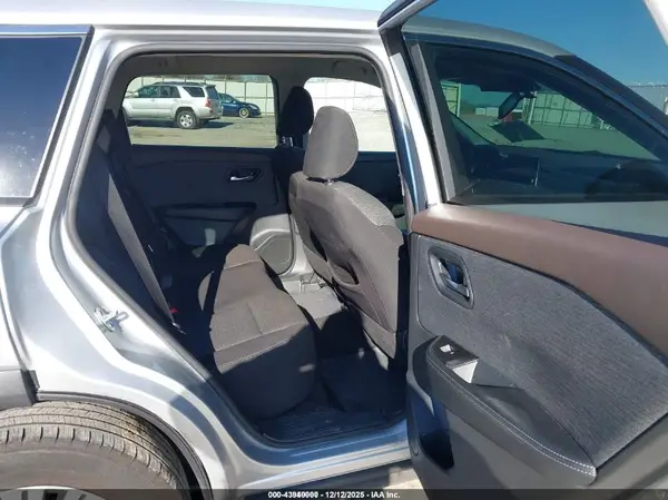 5N1BT3BA3PC852564 2023 NISSAN ROGUE - Image 8