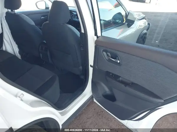 5N1BT3BA3PC877447 2023 NISSAN ROGUE - Image 8